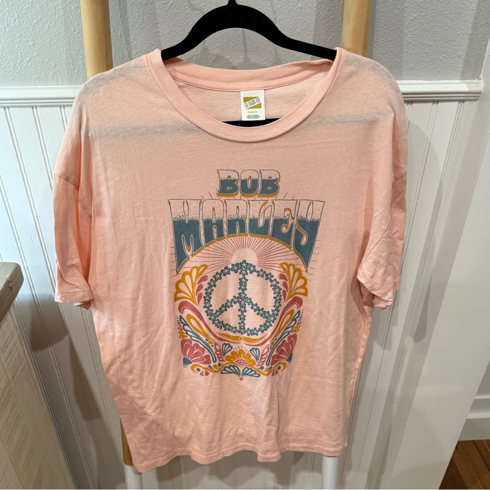 American Eagle Outfitters Bob Marley Peach Tee